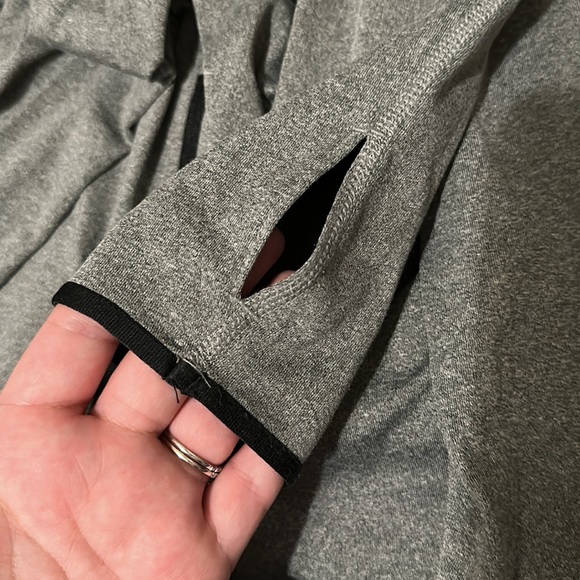 Nike pro dri fit long sleeve gray M - Picture 3 of 3